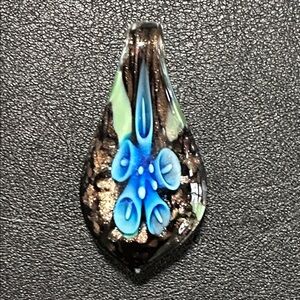 Teardrop Shape Floral Design With Metallic Fleck Art Glass Pendant